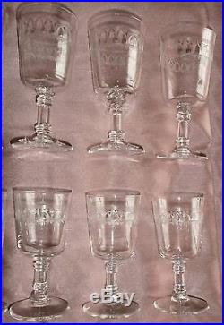 12 verres en cristal gravé frise art nouveau 6 à vin + 6 à porto Baccarat