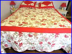 1a- Dessus de lit + 2 taies, boutis fleuri et rouge, linge de maison vintage