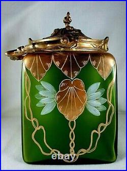 ART NOUVEAU Pot à biscuit verre doré et émaillé Circa 1900