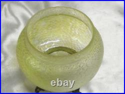 Ancien Vase Coupe Verre Irise Nid Abeille Art Nouveau Style Loetz Pied Bronze Ancien Vase Coupe Verre Irise Nid Abeille Art Nouveau Style Loetz Pied Bronze