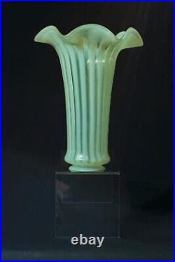 Ancienne tulipe art nouveau lampe Wes Benson verre Ouraline vaseline glass 23 cm