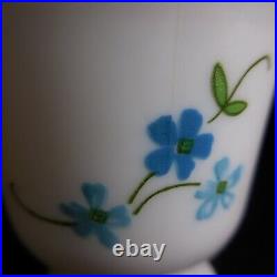 Coquetier verre opalin blanc bleu vert fleur style art nouveau France N8372