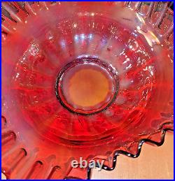 Coupe art nouveau en verre soufflé bord festonné rouge irisé Loetz Kralik Murano