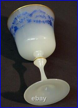 D art nouveau 1900 superbe flacon et verre à pied opaline opalin blanc or 725g