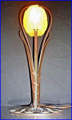 DAUM MAJORELLE Lampe art nouveau, bronze et pâte de verre école de nancy