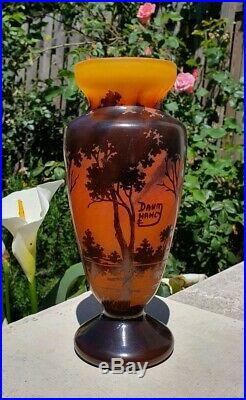 Daum Nancy Art Nouveau Vase en Pate de Verre art nouveau soliflore décor acide