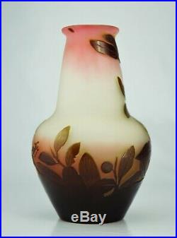 EMILE GALLÉ Sublime Vase à décor Prunellier Pâte de Verre Gravé ART NOUVEAU