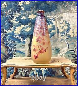 Emile Gallé Grand Vase Aux Aubépines En Verre Multicouche, Art Nouveau