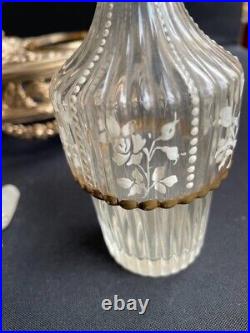 Huilier/Vinaigrier Métal doré et verre émaillé Art nouveau de style Louis XV