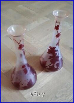 LEGRAS Paire de vase signé Art Nouveau Pâte de verre série Rubis 23cm