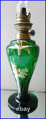 LEGRAS RARE Lampe à pétrole verre émaillé à décor de jonquilles 1900 Art Nouveau