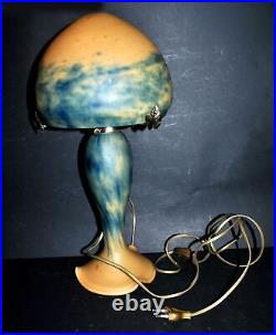 Lampe Champignon style ART NOUVEAU pied et globe en pâte de verre signé TIEF XXe