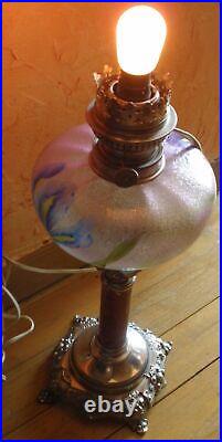 Lampe à pétrole art nouveau vers 1900 Verre émaillé IRIS & colonne corinthienne