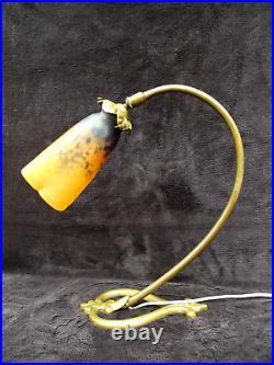 Lampe tulipe pâte de verre DAUM? NANCY pied en bronze estampillé JM art nouveau