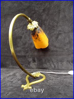 Lampe tulipe pâte de verre DAUM? NANCY pied en bronze estampillé JM art nouveau