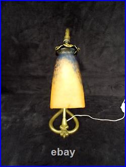 Lampe tulipe pâte de verre DAUM? NANCY pied en bronze estampillé JM art nouveau