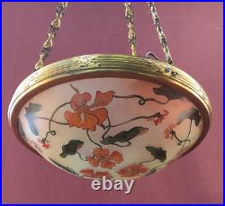 Lustre suspension / époque art nouveau / vasque en verre peint signé / 3 feux