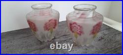 Paire De Tulipes Art Nouveau Décor Émaillée D'Oillets Verre Dépoli Et Gravé Paire De Tulipes Art Nouveau Décor Émaillée D'Oillets Verre Dépoli Et Gravé