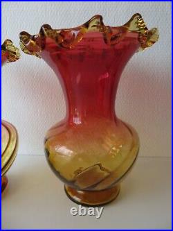 Paire d'ancien VASE ART NOUVEAU VERRE TORSE ROUGE ET AMBRE, AMBERINA