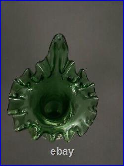 Paire de vases Marie Gregory de couleur verte décor floral émaillé 1900 H5328