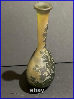 Petit vase Gallé signé parfait état décor végétal Art Nouveau