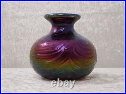 Style Art Nouveau Design Vase en Verre Vintage Iridescent Lustre Handmade