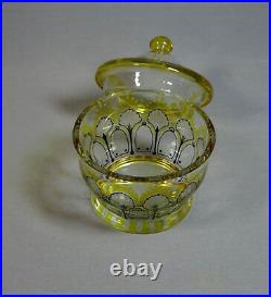 Superbe Boîte Bonbonnière Art Nouveau, Verre Gravé & Émaillé à Motif Feuillagés