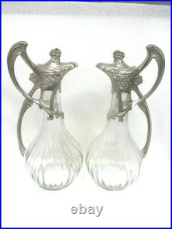Superbe paire d'aiguières Art Nouveau en verre et régule argenté