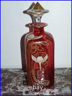 Superbe rare FLACON ART NOUVEAU DÉCOR FLEURS VERRE EMAILLEE COULEUR ROUGE 1900