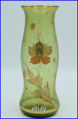 Vase Art Nouveau Verre fond vert, émaillé et dorure France, vers 1900