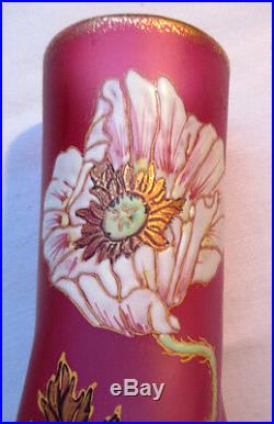 Vase Art Nouveau modèle Musset, verre rouge dégradé émaillé Legras Pavots