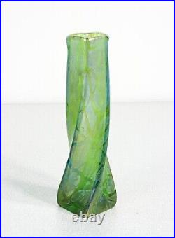 Vase Loetz Autriche Pampas Crète Verte Verre Soufflé Iridescent Art Nouveau