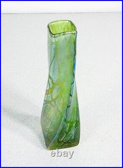 Vase Loetz Autriche Pampas Crète Verte Verre Soufflé Iridescent Art Nouveau