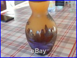 Vase en pâte de verre multicouche art nouveau gravé a lacide signé Emile Gallé