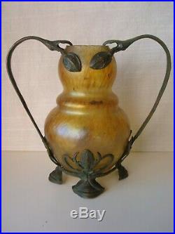 Vase en verre irisé et monture en bronze d'époque Art-Nouveau, Loetz, Kralik