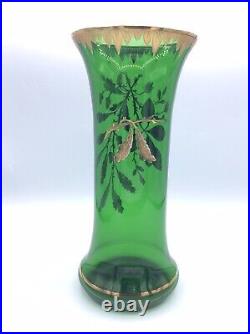 Vase en verre soufflé coloré vert émaillé à décor végétal Art Nouveau Jugendstil