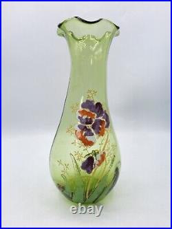 Vase en verre soufflé émaillé à décor floral de Legras Montjoye Art Nouveau