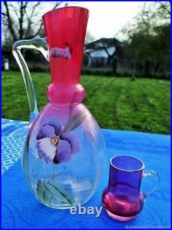 Vase pichet antique avec verre Pensees verre Art Nouveau France. Antique jug vase