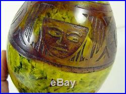 Vase verre soufflé gravé acide Art Nouveau décor de Tetes filles signé Legras
